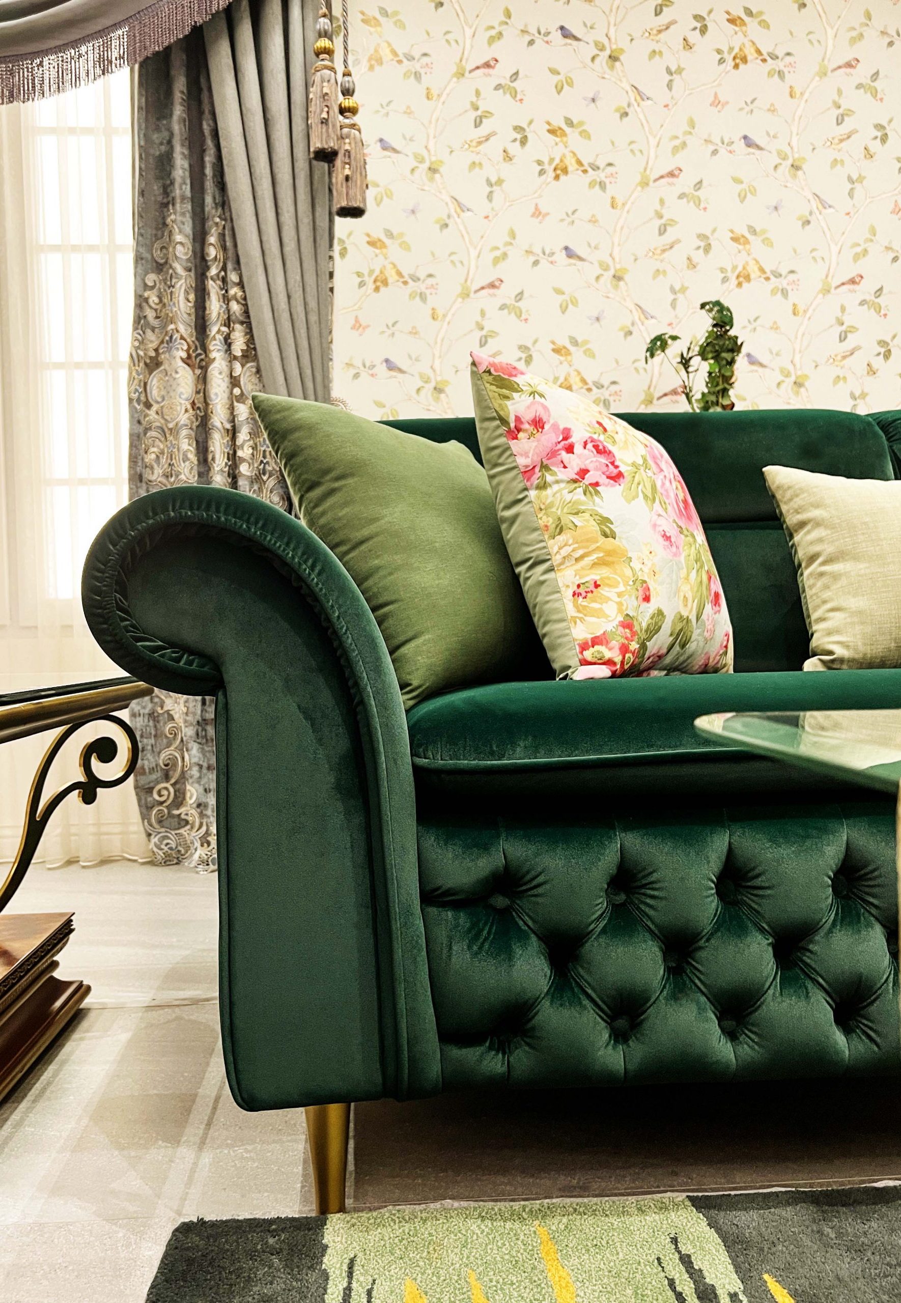 Chesterfield Sofa: Ikon Klasik Dalam Desain Interior Modern