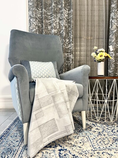 Bersantai Sejenak Dengan Berbagai Koleksi Armchair Premium Dari Serba Antik