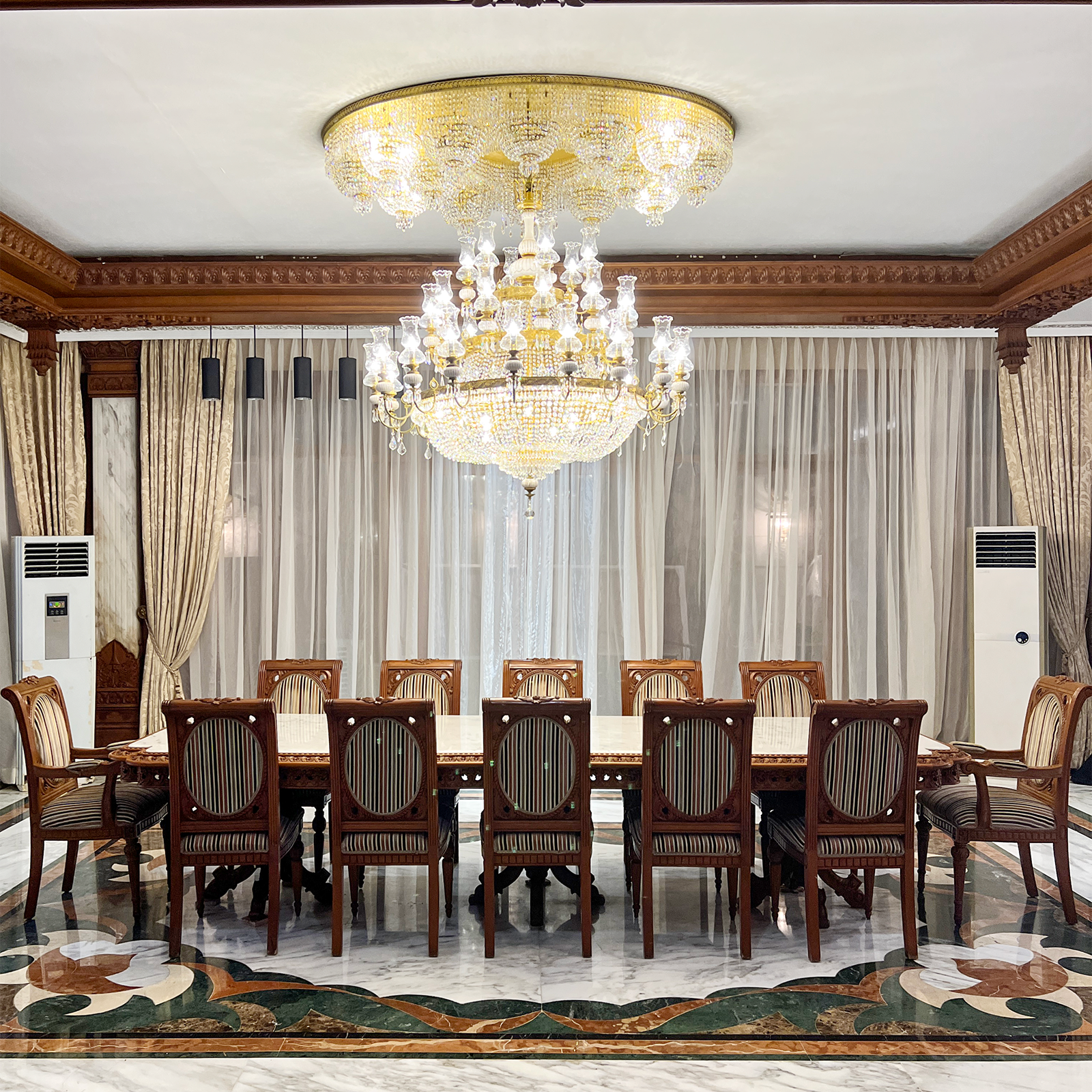 Menteng - Upholstery and Curtain