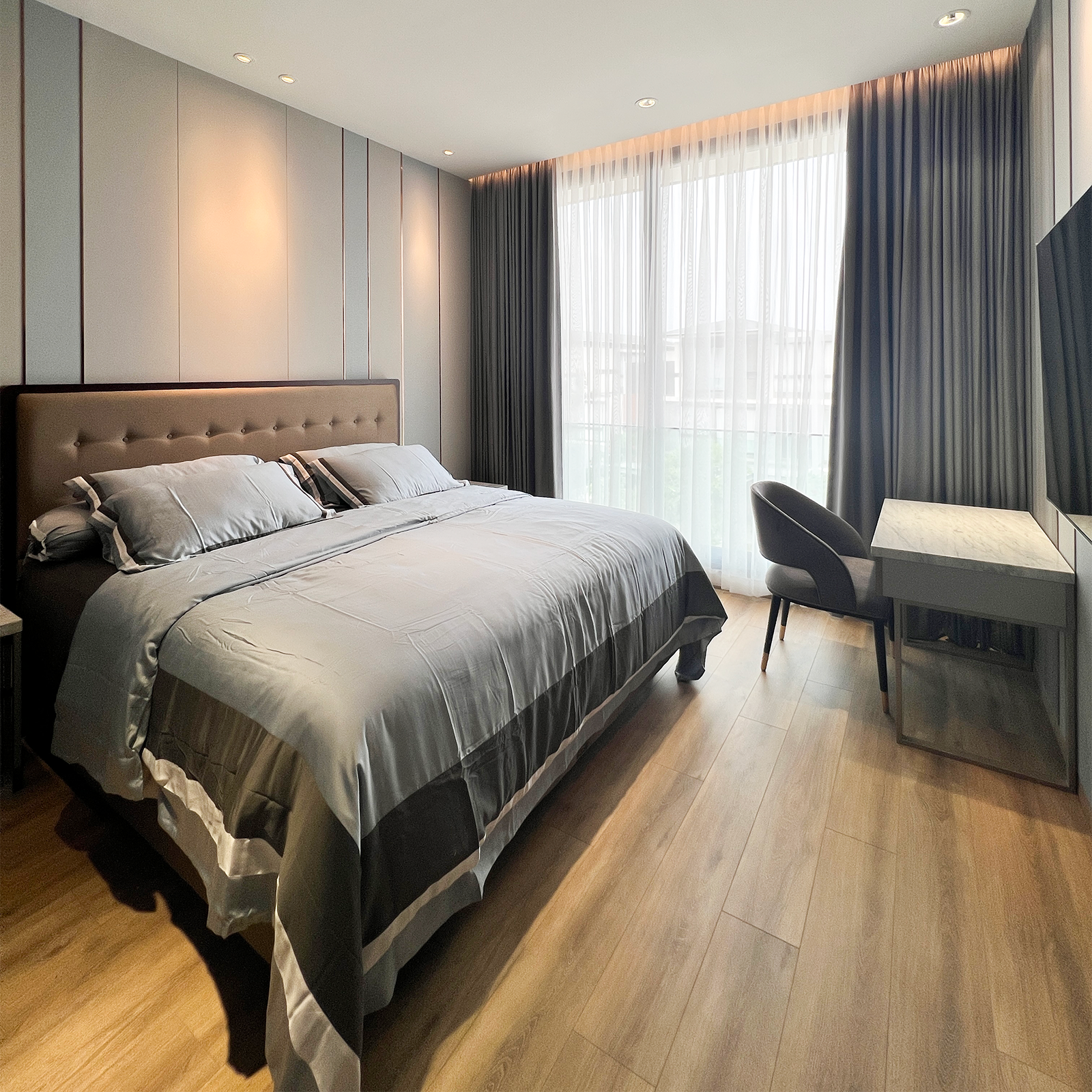 Navapark Apartment