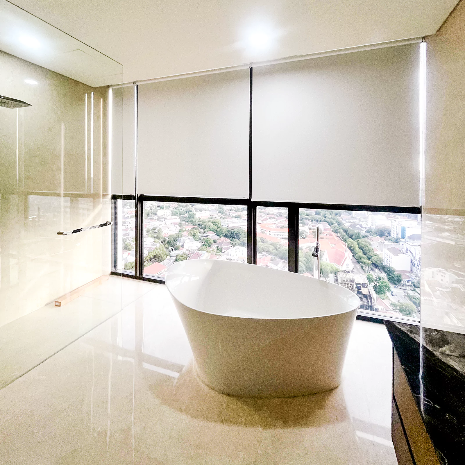 Blinds @Apt. Pakubuwono